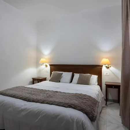 Royal Garden Massa d'Albe