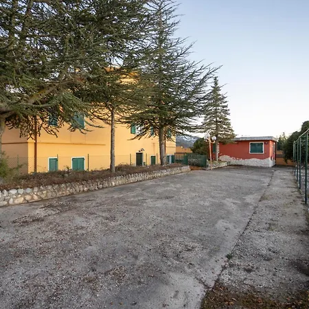 Royal Garden 公寓 Massa d'Albe