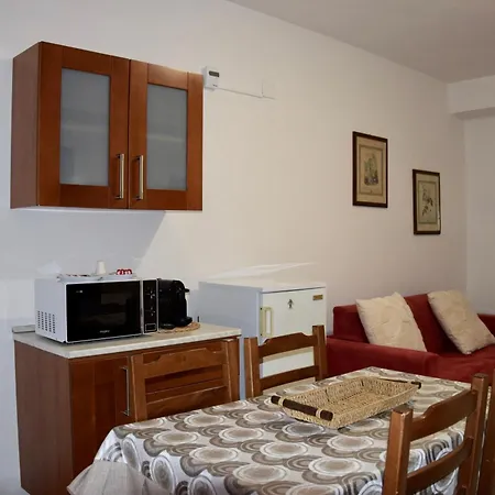 Apartament Royal Garden *