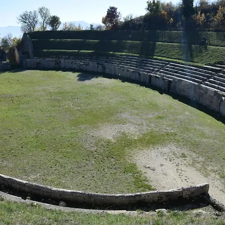 Royal Garden Διαμέρισμα Massa d'Albe