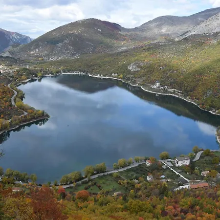 Royal Garden 公寓 Massa d'Albe