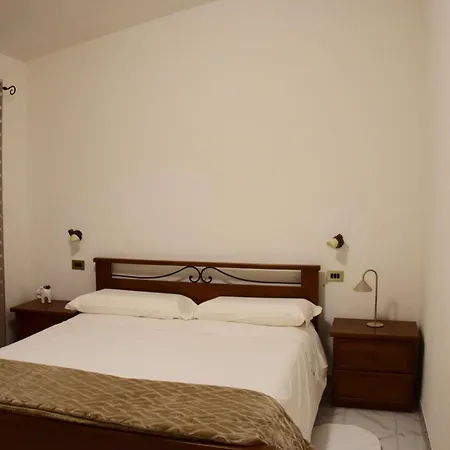 Apartament Royal Garden *