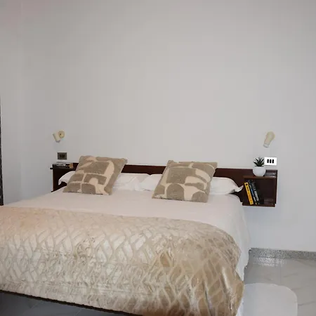 Royal Garden 公寓 Massa d'Albe