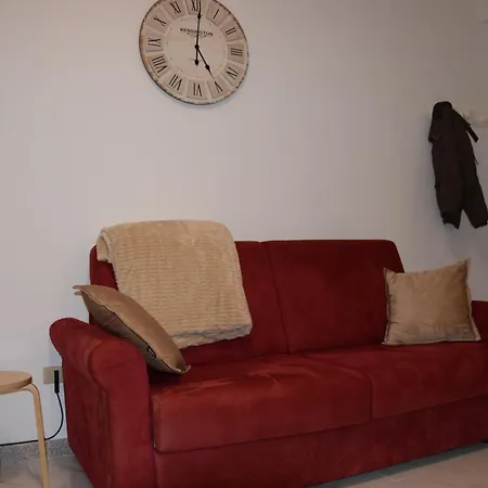 Royal Garden 公寓 *