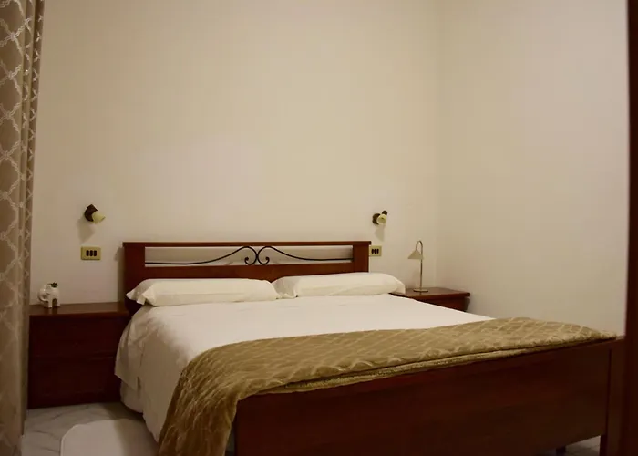 Royal Garden Daire *